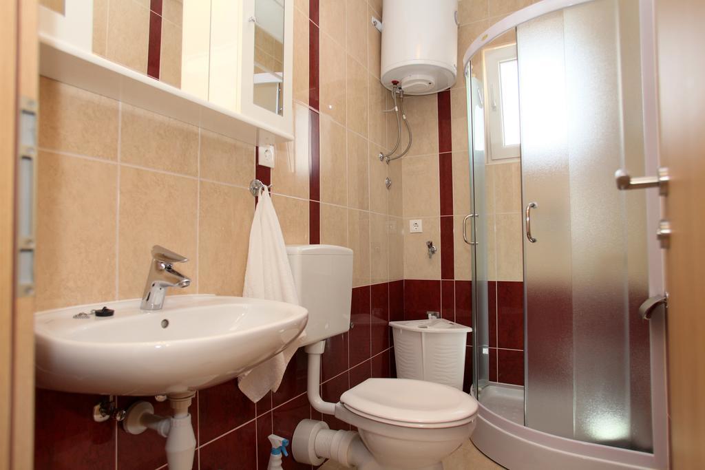Apartments Villa Karlo Kaštela المظهر الخارجي الصورة