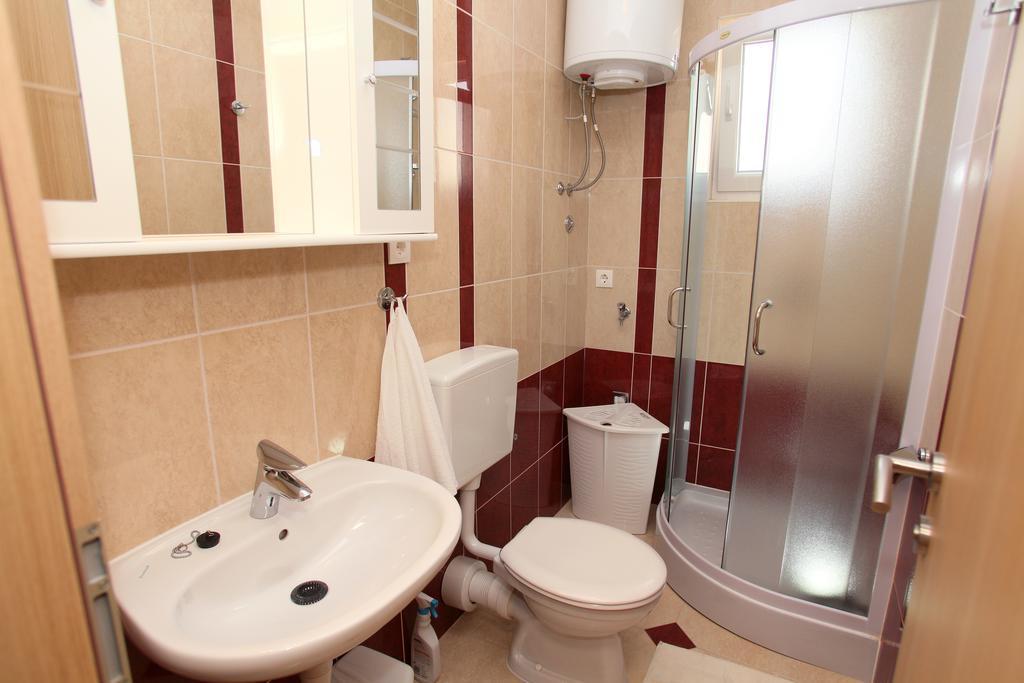 Apartments Villa Karlo Kaštela المظهر الخارجي الصورة